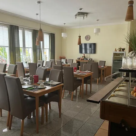 Drei Kronen Hotel