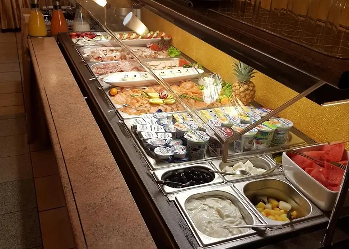 Hotel Drei Kronen 3*