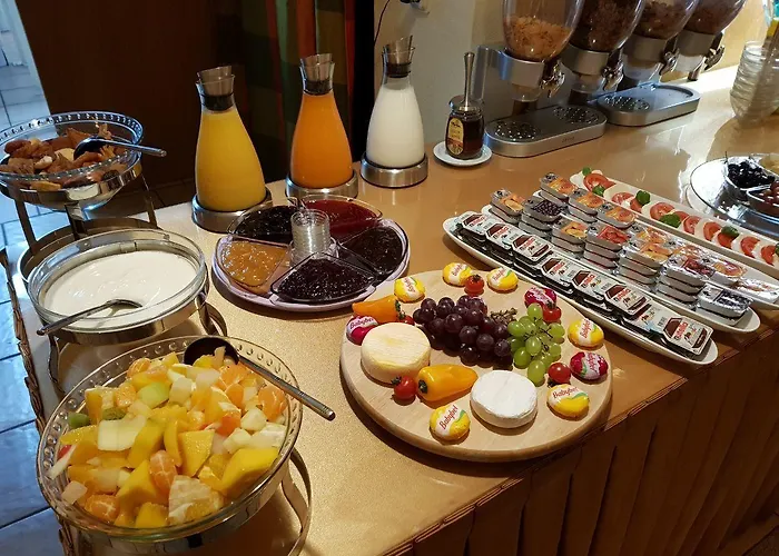 Hotel Drei Kronen 3*