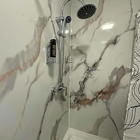 Hotel Drei Kronen 3*