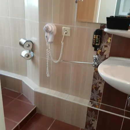 מלון Drei Kronen דורטמונד